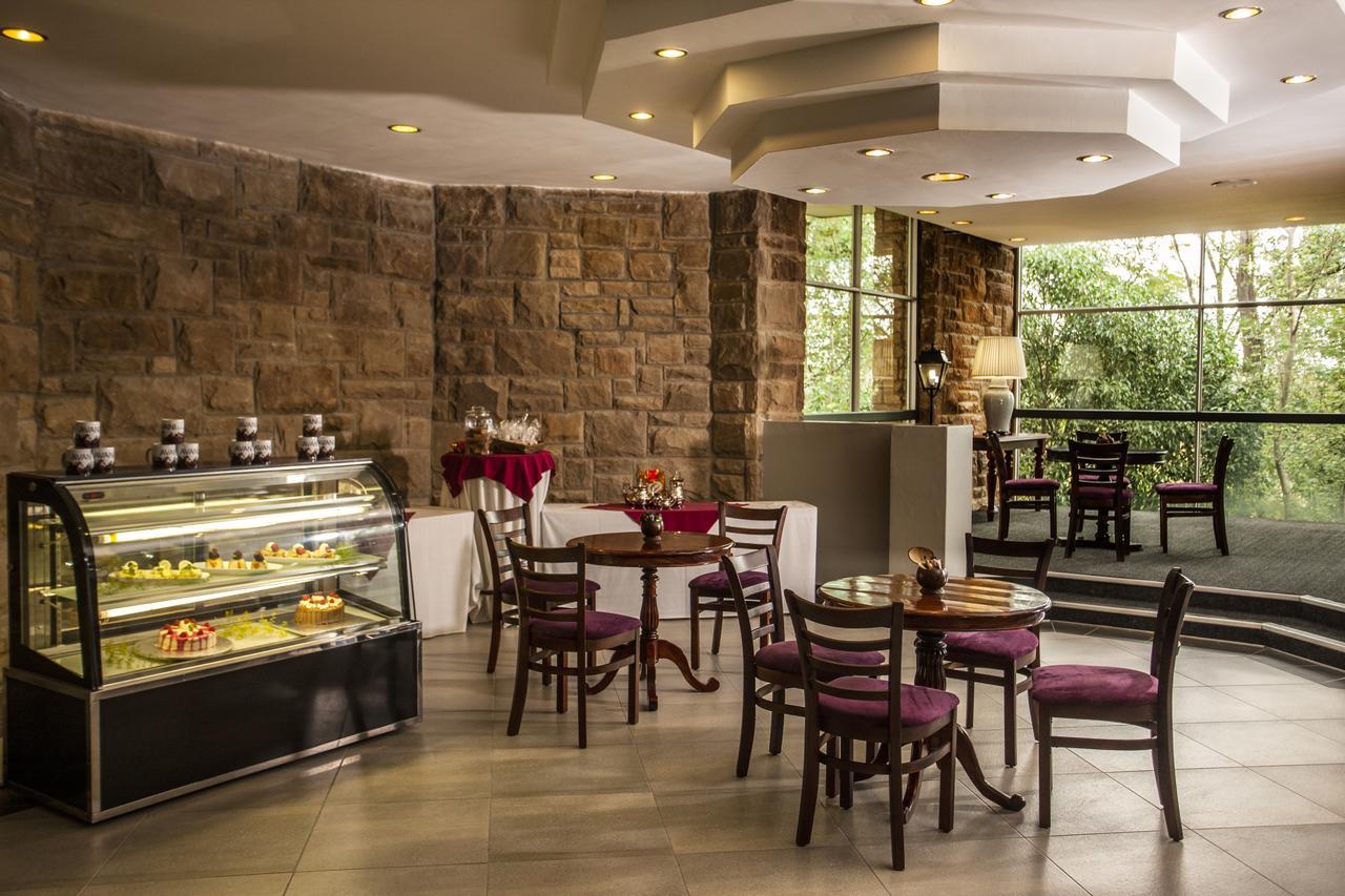 Avani Maseru Hotel Extérieur photo